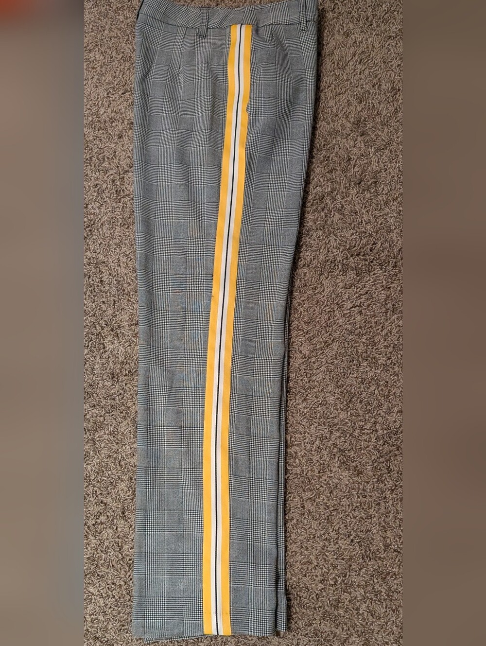 Romeo & Juliet Couture Black and White Glen Plaid Pants